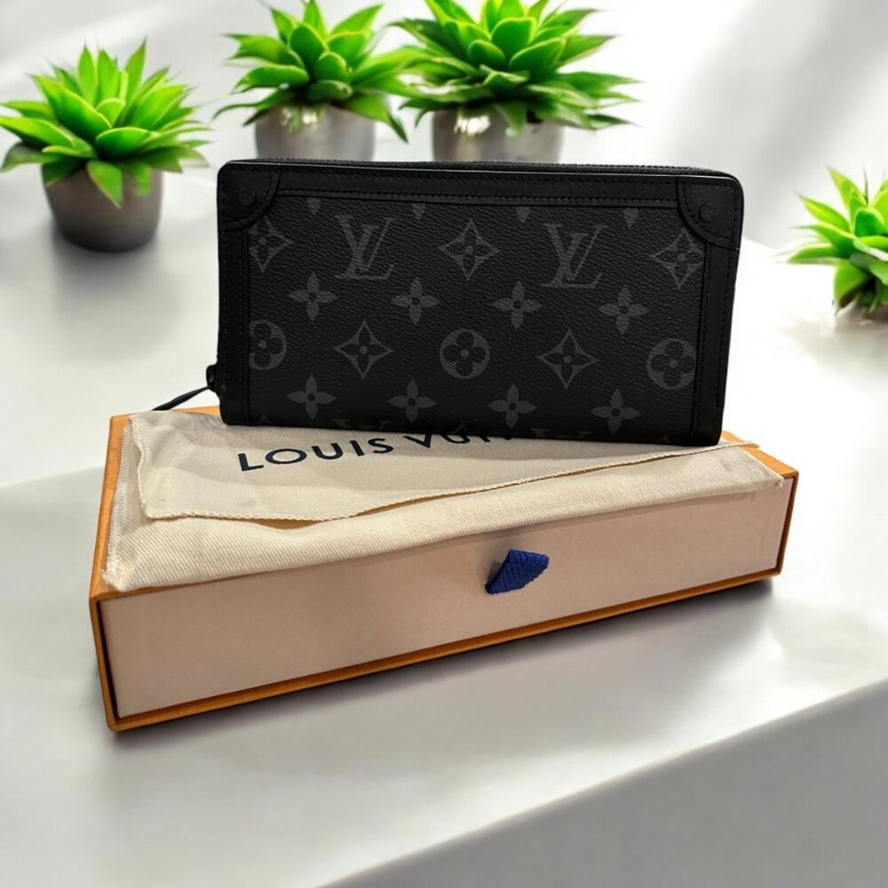 Louis Vuitton Zippy "Trunk" Wallet